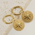 Détails de boucles d'oreilles dorées avec motifs géométriques et pierre turquoise - Style Starburst à Diamant Unique Transparent (482)