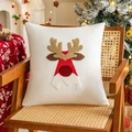 Housse de coussin en velours blanc avec renne brodé en 3D sur une chaise en bois - Renne (Coton)