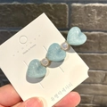 Cute ice-transparent blue macaron heart hair clip with glitter and pearls for women - Ice Heart with Pearls / Blue