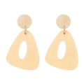 Detail of bohemian geometric wooden earrings with natural grain and gold link - Gold Hollow Triangle Style