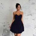 Elegantes trägerloses schwarzes Minikleid mit tailliertem Schnitt und A-Linien-Rock - XS / Marineblau