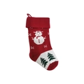 Rote gestrickte Weihnachtssocke mit weißem Schneemann-Jacquard und grünen Tannenmustern - Schneemann-Stil