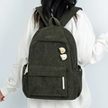 Retro dunkelgrüner Cord-Rucksack für Schüler mit süßen Plüschbären-Pins zur Dekoration - Mit Bärenanhänger / Dunkelgrün