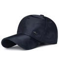Dunkelblaue Camouflage-Baseballkappe aus atmungsaktivem Mesh mit silbernem Logo - Verstellbar / Marineblau