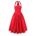 Robe licou rouge rétro de style trapèze avec jupe bouffante et détail de l'ourlet - S / Rouge