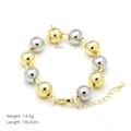 Dettaglio del bracciale con perle oro e argento da 12mm con chiusura a moschettone - Diametro perla 12mm / Bicolore (Oro/Argento)