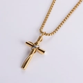 Gouden gedraaide kruishanger ketting met zilveren ringdetail aan een schakelketting - Kruisstijl Met Ketting / Goud