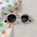 Kids round leopard print sunglasses with matte white frame and dark grey lenses - Jelly White