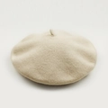 Classic creamy white wool beret hat for women with a warm felt texture and elegant design - M (56-58cm) / Apricot