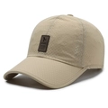 Berretto da baseball beige in mesh ad asciugatura rapida con patch sportiva per l'outdoor estivo - Regolabile / Cachi