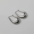 Pendientes de gota plateados minimalistas con acabado de espejo pulido y diseño elegante - Aro de Gota de Agua Simple / Plateado