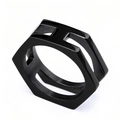 Anello esagonale nero da uomo in acciaio inossidabile con design geometrico a doppia H - US 7 / Nero