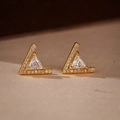 Boucles d'oreilles triangulaires dorées luxueuses avec cristaux micro-pavés étincelants - Argent 925 / Or 18K