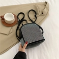 Mini zaino nero da donna con strass colorati e spallacci regolabili per il tempo libero - Colorato