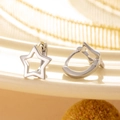 Elegante silberne Stern-Ohrringe mit minimalistischem Design aus poliertem Metall - Silber