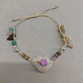Bracciale in conchiglia bohémien con perline colorate e pietre naturali per la spiaggia - Stile Fiore Conchiglia / Bianco