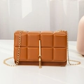 Brown quilted crossbody bag with gold tassel and chain strap in variant style - Tassel Style / Brown