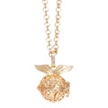 Vintage gouden vleugel medaillon hanger ketting met hol patroon op witte achtergrond - Goud