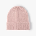 Gorro de punto rosa acanalado para mujer con dobladillo ancho y textura suave - Rosa