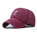 Casquette de baseball en coton rouge délavé vintage avec broderie palmier blanc devant - Broderie de Cocotier / Bordeaux