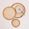 Three-piece set of natural woven water hyacinth placemats in various round sizes - 30cm / Mixed Weave Style