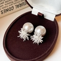 Boucles d'oreilles perles et zircons sur clous argent avec écrin en velours, style rétro - Argent