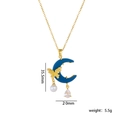 Collana in titanio con luna blu, farfalla dorata, perla e zircone a goccia - Zircone blu (Oro)
