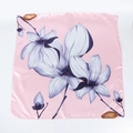 Roze satijnen vierkante sjaal met elegante lotusbloemmotieven en een glanzende afwerking - 90*90cm / Paarse Lotus