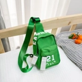 Sac de poitrine vert pour enfants en nylon avec imprimé blanc EASH 21 PLRLU et sangle - Petit / Vert