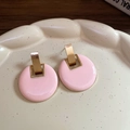 Detail of pink floral earrings on a ceramic dish with golden rectangular metal links - 33# Pink Round Gold Detail Stud Earrings (Silver Earring Post)