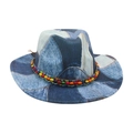 Cappello da cowboy in denim patchwork blu con fascia di perline multicolore - Taglia unica / Stile Caramella Tibetana in Denim M / Azzurro