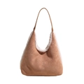 Braune Shopper Tasche aus Wildlederimitat mit weißem Kunstfellbesatz und Verschluss - Khaki