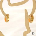 Details von 18K vergoldeten Creolen mit orangefarbenem Emaille und Zirkonia-Mikropavé - Orange