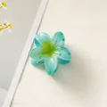 Frangipani claw clip in gradient ocean blue resin for elegant hairstyle styling - Sky Blue [4cm Mini]