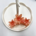 Molletta a tre fiori di frangipane arancione in resina su un vassoio bianco - Girasole / 9.5CM / Rosso