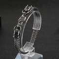 Pulsera retro de acero inoxidable con cabeza de dragón y acabado de plata envejecida - Color Acero (KB181375-KJX)