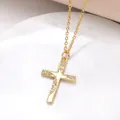 Kreuzanhänger-Halskette mit funkelnden Zirkonia-Steinen in moderner Goldoptik - Modernes Segmentiertes Pave-Kreuz / Gold