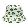 St. Patrick's Day vissershoed met groen klaverpatroon en gouden stippen voor de zon - M(56-58cm) / Klaver Print (Wit)