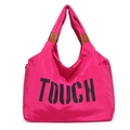 Grand sac cabas en nylon rose, sac a epaule decontracte et stylé pour femme tous les jours. - Rose rouge