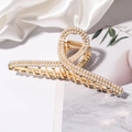 Elegante molletta per capelli in metallo dorato con perle su seta bianca - Perla Incrociata (E2110) / Oro