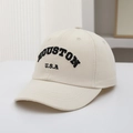 Détail de la broderie 3D Houston USA sur une casquette en coton crème pour enfants - 50-54cm(3-8 ans) / Beige