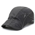 Schwarze schnelltrocknende Sport-Flachmütze für Herren mit Mesh und reflektierenden Details - Verstellbar / Dunkelgrau