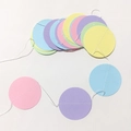 Pastelkleurige papieren cirkel slinger voor feestdecoratie met witte draadverbinding - Macaron Kleur Cirkel / 2 Meter