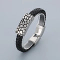 Pulsera de cuero negro trenzado con placa de metal textura de piedra y cierre de seguridad - Estilo de Placa Cuadrada con Textura C (KB32273-D) / Negro/Plata