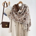 Ethnic jacquard thick scarf with brown floral patterns and tassel fringe detail - Coffee