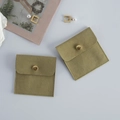 Olivgrüner Mikrofaser Schmuckbeutel mit Druckknopf, mini flache Tasche für Ring und Kette. - 8x8cm / Armeegrün