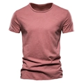 Detail eines staubrosa Slub-Cotton T-Shirts mit Retro-Rollsaum und V-Ausschnitt Struktur - S / Rundhalsausschnitt / Rot