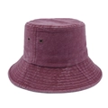 Detalle de gorro tipo pescador de algodón lavado con ojales metálicos y ala pespunteada - Burdeos