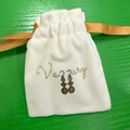 Small white velvet jewelry pouch with gold ribbon drawstring and elegant logo - Flannelette / Yellow Rope Velvet Bag / White
