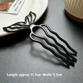 Épingle à cheveux noire en U avec design de queue de poisson et fini brillant chic - Style Queue de Poisson Lisse (136#) / Noir